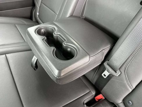 Used 2022 Chevrolet Silverado 1500 RST AWD/4WD image 11
