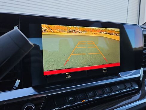 Used 2022 Chevrolet Silverado 1500 LT w/ Protection Package image 22