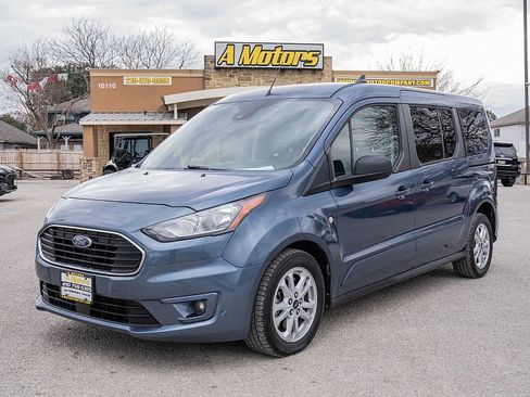 Used 2022 Ford Transit Connect XLT image 9