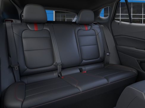New 2026 Chevrolet Trax RS w/ Driver Confidence Package FWD image 17