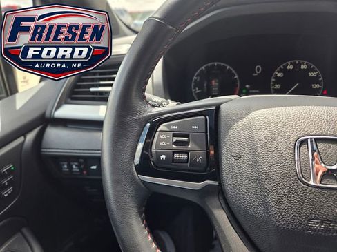 Used 2025 Honda Odyssey Sport-L image 15