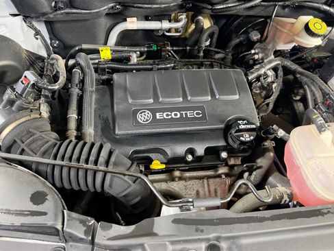 Used 2018 Buick Encore Sport Touring FWD image 28