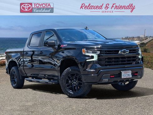 Used 2022 Chevrolet Silverado 1500 LT Trail Boss AWD/4WD image 1