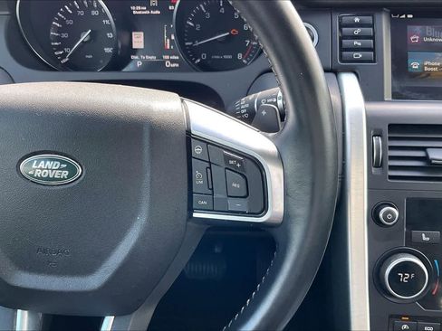 Used 2016 Land Rover Discovery Sport HSE AWD/4WD image 24