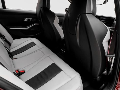 Used 2023 BMW M3 Competition w/ Executive Package image 32