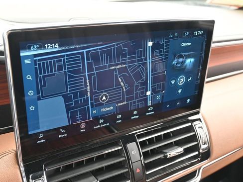 Used 2023 Lincoln Navigator L Reserve w/ Monochromatic Package image 23