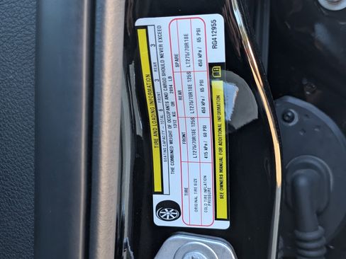 Used 2024 RAM 2500 Big Horn w/ Bed Utility Group image 36