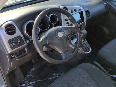 Used 2007 Pontiac Vibe w/ Sun And Sound Package image 10