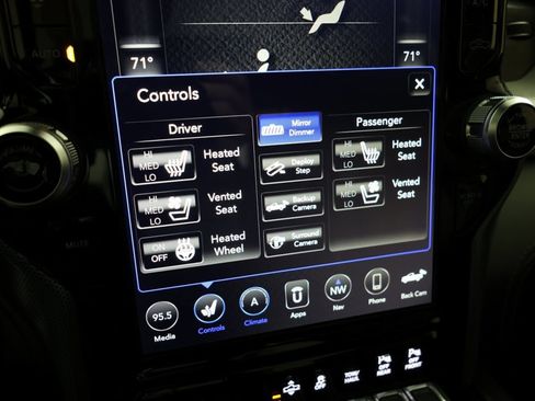 Used 2019 RAM 1500 Limited image 8