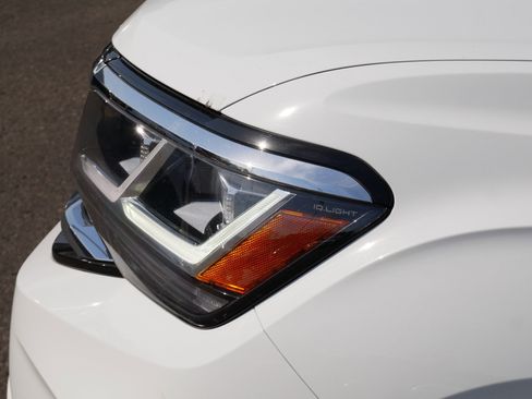 Certified 2023 Volkswagen Atlas Cross Sport SE AWD/4WD image 16