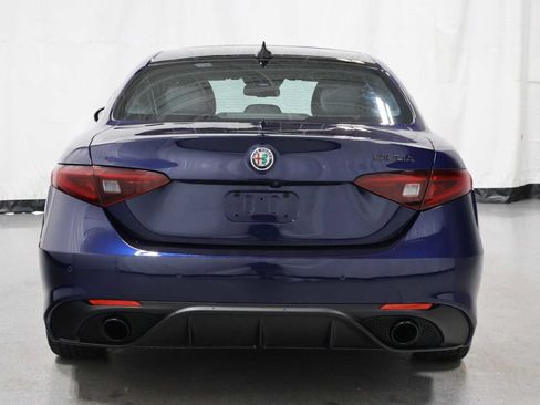 Used 2020 Alfa Romeo Giulia Ti Sport w/ Quick Order Package 22U Sport RWD image 7