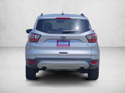 Used 2017 Ford Escape SE w/ Equipment Group 201A FWD image 6