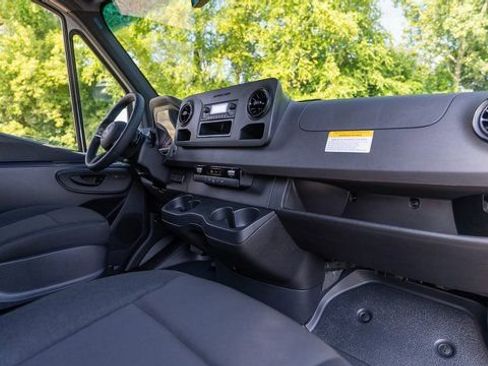 New 2026 Mercedes-Benz Sprinter 2500 image 29