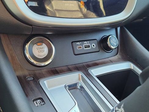 Certified 2024 Nissan Murano Platinum w/ Cargo Package image 32