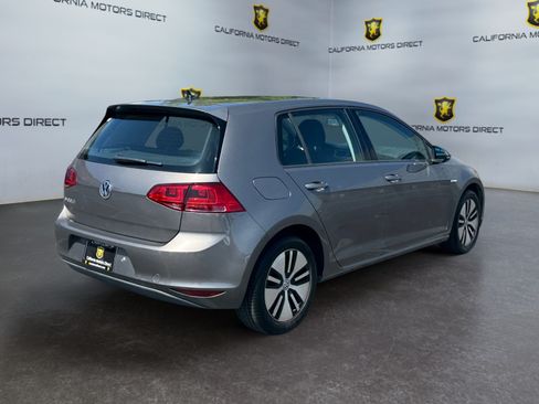 Used 2016 Volkswagen e-Golf SE w/ DC Fast Charging Package FWD image 5