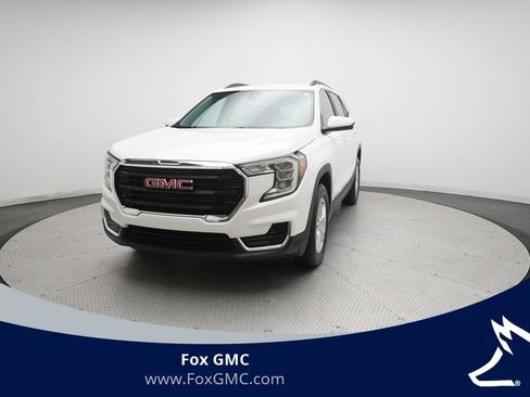 Used 2024 GMC Terrain SLE w/ Driver Convenience Package AWD/4WD image 1