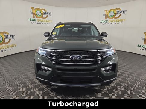Used 2023 Ford Explorer XLT w/ Equipment Group 202A AWD/4WD image 2