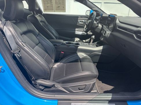 Used 2024 Ford Mustang Premium image 25