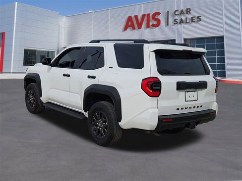 Used 2025 Toyota 4Runner SR5 image 3