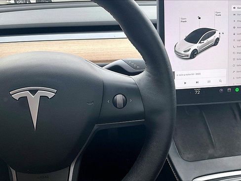 Used 2021 Tesla Model 3 Standard Range Plus image 20