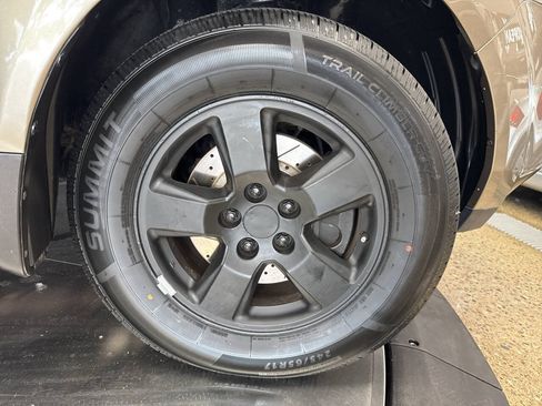 Used 2011 Honda Pilot EX-L image 39