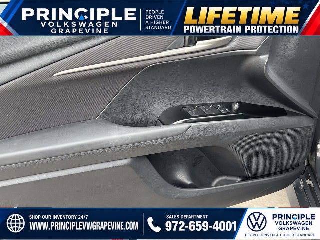 Used 2026 Toyota Camry LE FWD image 10