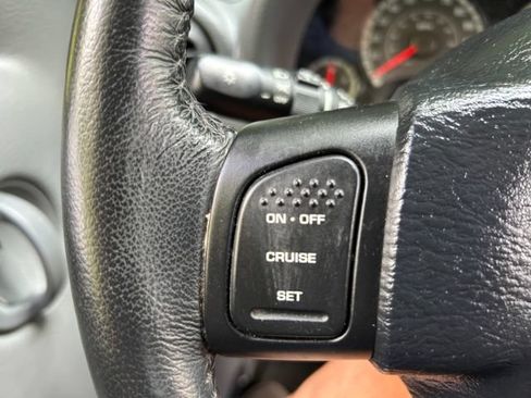 Used 2006 Jeep Liberty Sport AWD/4WD image 15