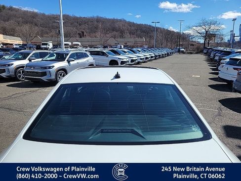 Certified 2023 Volkswagen Jetta GLI Autobahn image 30