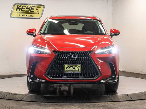 Used 2025 Lexus NX 350 AWD w/ Premium Package image 9