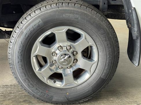 Used 2018 RAM 2500 Big Horn AWD/4WD image 32