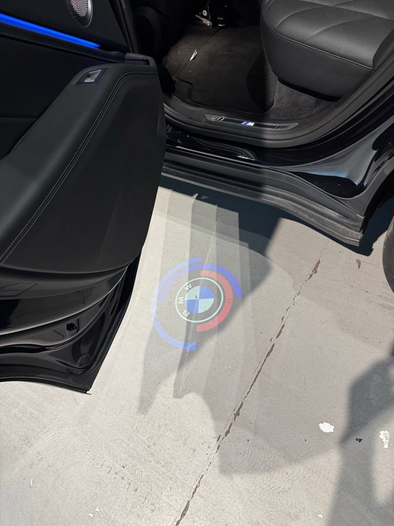Used 2024 BMW XM AWD/4WD image 30