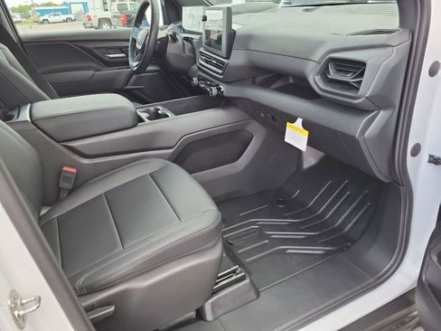 New 2024 Chevrolet Silverado EV W/T image 24