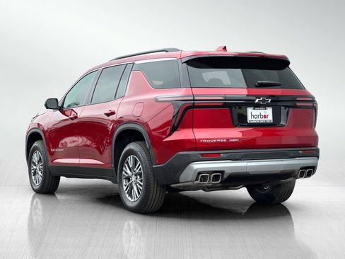 New 2025 Chevrolet Traverse LT w/ Enhanced Driving Package image 6