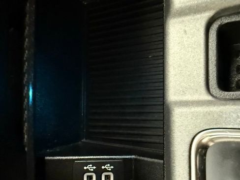 Used 2020 Ford F150 Raptor w/ Equipment Group 802A Luxury image 42