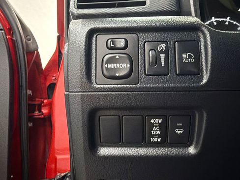 Used 2022 Toyota 4Runner SR5 Premium w/ Moonroof Package AWD/4WD image 32