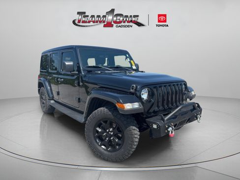 Used 2023 Jeep Wrangler Unlimited Sahara AWD/4WD image 1