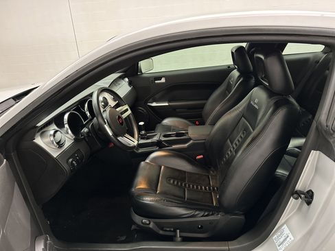 Used 2006 Ford Mustang GT image 12