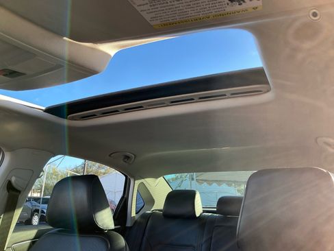 Used 2018 Volkswagen Passat 2.0T SE image 32