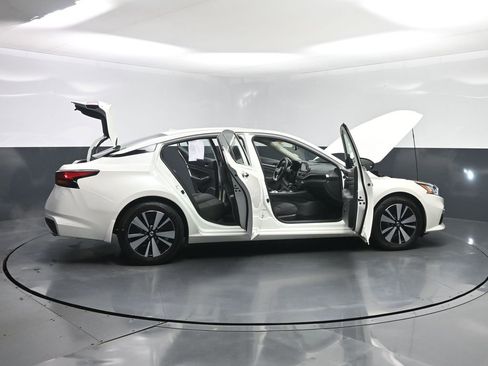 Used 2019 Nissan Altima 2.5 SV image 33