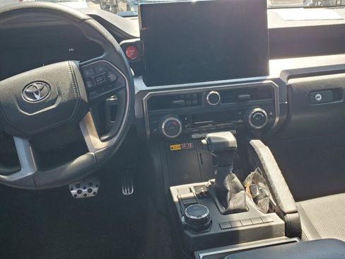 Used 2025 Toyota 4Runner TRD Sport Premium AWD/4WD image 7
