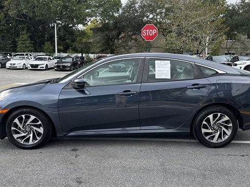Used 2018 Honda Civic EX image 12