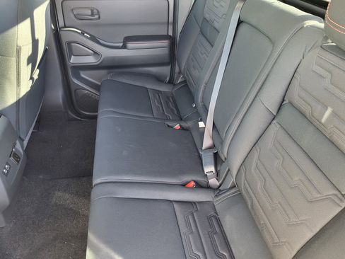 New 2026 Nissan Frontier PRO-4X w/ Pro-4x Convenience Package image 10