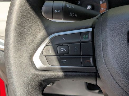 Used 2023 Jeep Compass Limited image 16