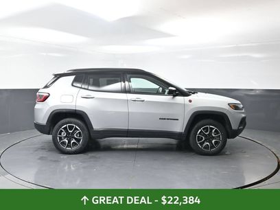 Used 2025 Jeep Compass Trailhawk
