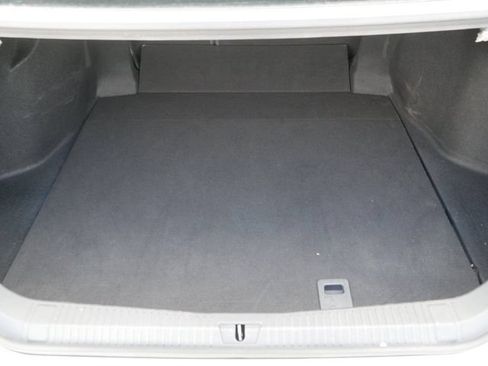 Used 2022 Toyota Avalon Touring FWD image 18