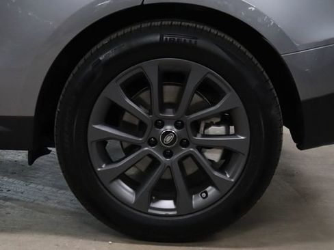 Used 2025 Land Rover Range Rover Sport SE AWD/4WD image 39