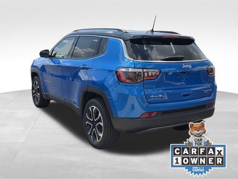Used 2022 Jeep Compass Limited AWD/4WD image 3