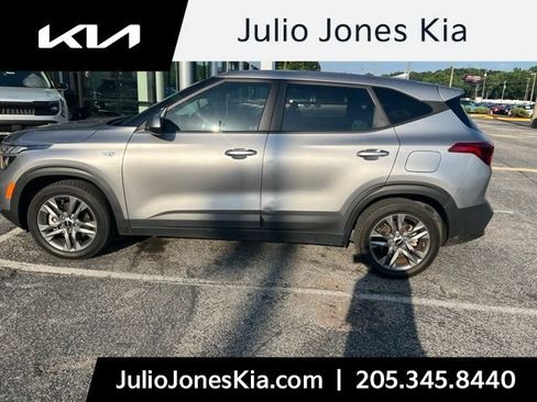 Used 2022 Kia Seltos LX AWD/4WD image 1