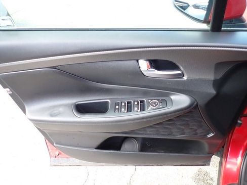 Used 2020 Hyundai Santa Fe SE image 20