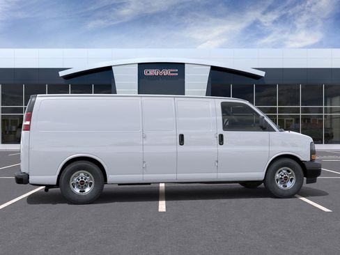 New 2026 GMC Savana 2500 Extended w/ Driver Convenience Package image 29